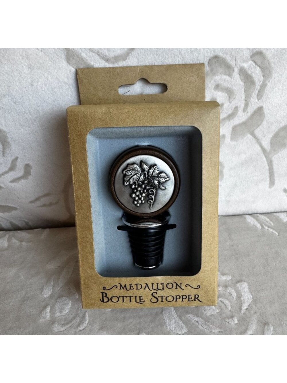 Medallion Bottle Stopper Grape Design Wine Oil & Vinegar Metal Airtight Seal